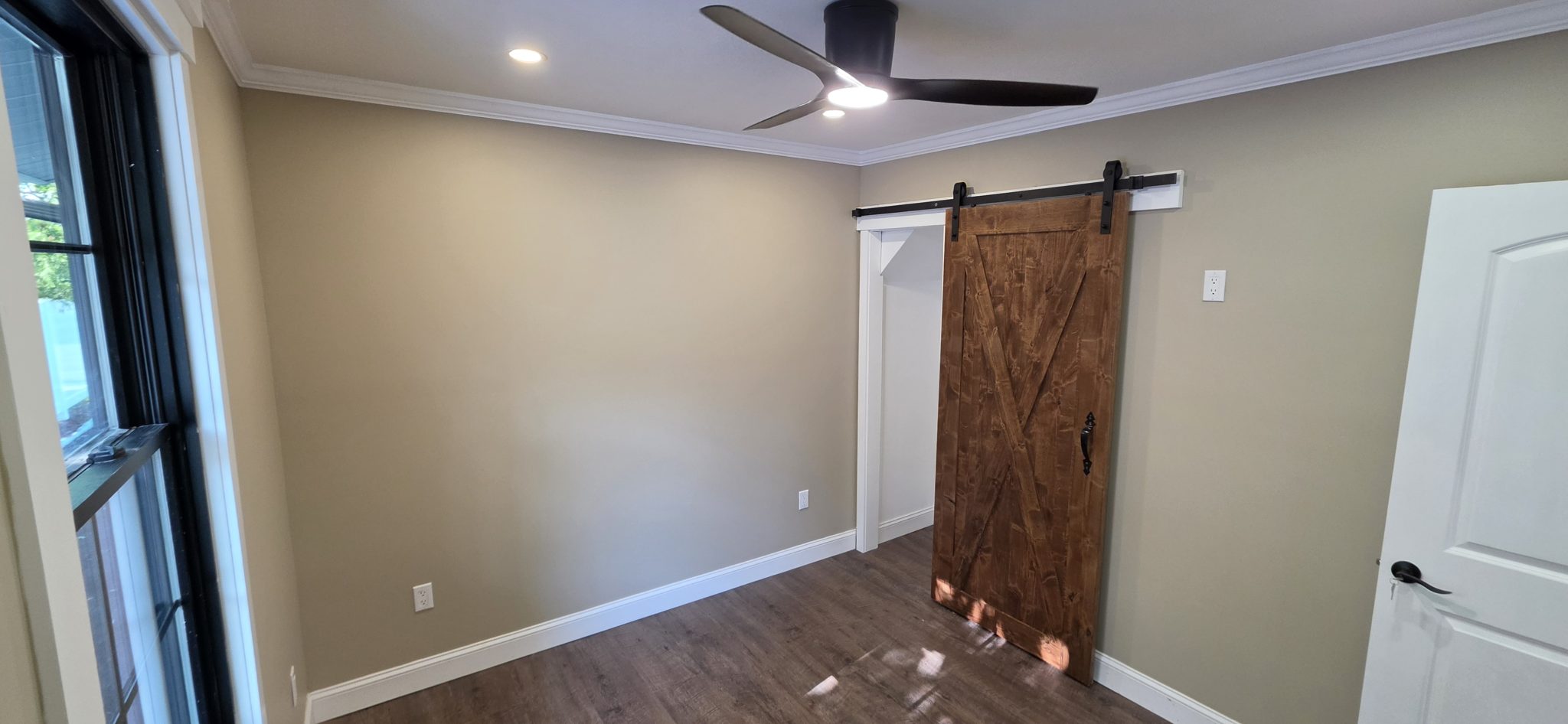 198 Woodlawn Avenue, St. James, NY — photo 13 of 47